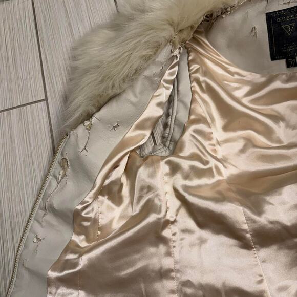Guess Cream Faux Fur Trim Soft Vest Sleeveless Open Front Winter Jacket - Picture 7 of 8